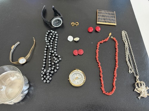 Diverser schmuck und - diverser,