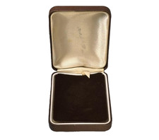 Schmuckkästchen Armbanduhr